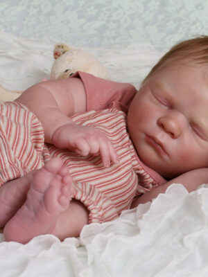 Emma Sleeping( Kit 3D- Real Born) Bountiful Baby