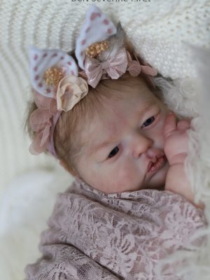 Tessa awake (3D Real Born)
